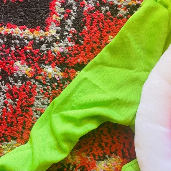 Green Dinosaur Super Mario Yoshi Kids Costume - Picture 11 of 12